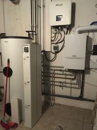 9 kwh + 5 kw solax